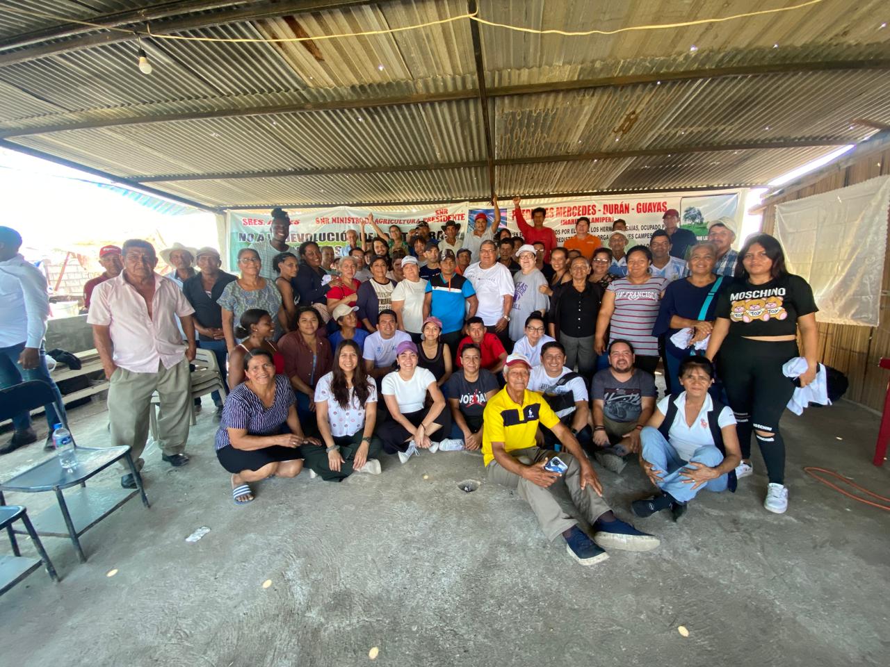 Members of the Community Network at a human rights meeting. Photo credit: Andres Loor, CDH Guayaquil