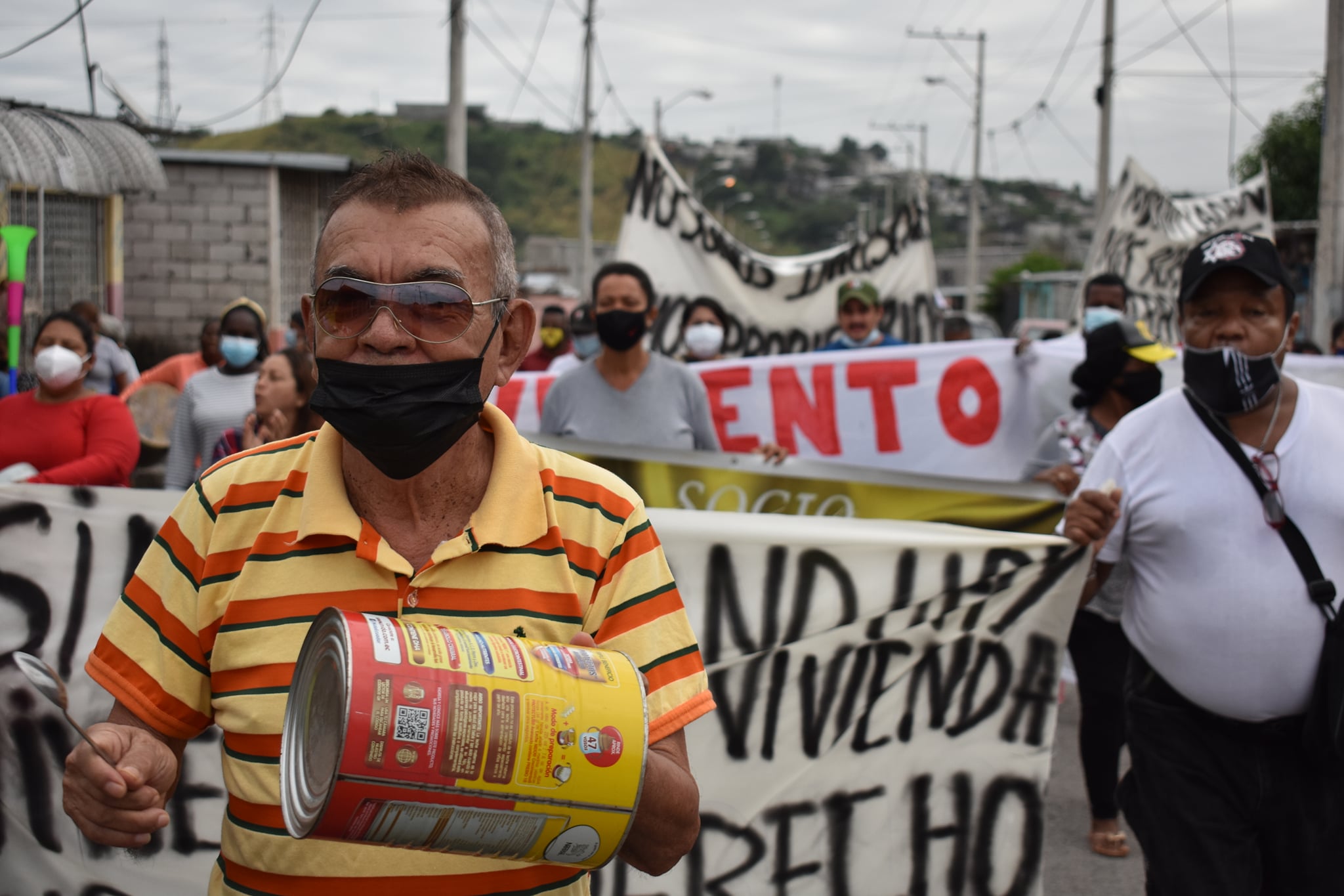 The Socio Vivienda community in a protest to demand decent housing in the context of the pandemic. Photo credit: Nando Bastias, CDH Guayaquil