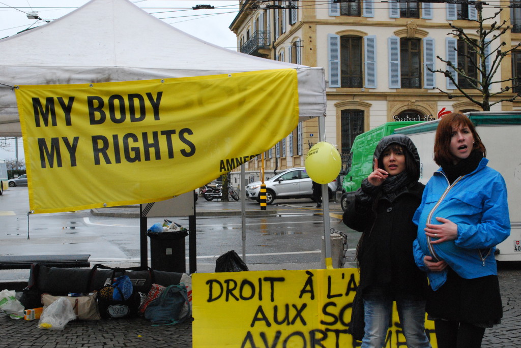 Les Jeunes Ouvrent La Voie Pour La Campagne Mon Corps Mes Droits